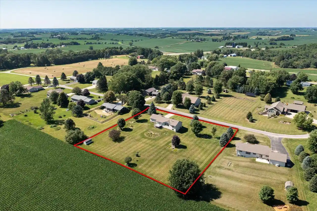 33rd image of E7325 Skyline Dr Dr, Viroqua, WI 54665 | MLS# 1972115