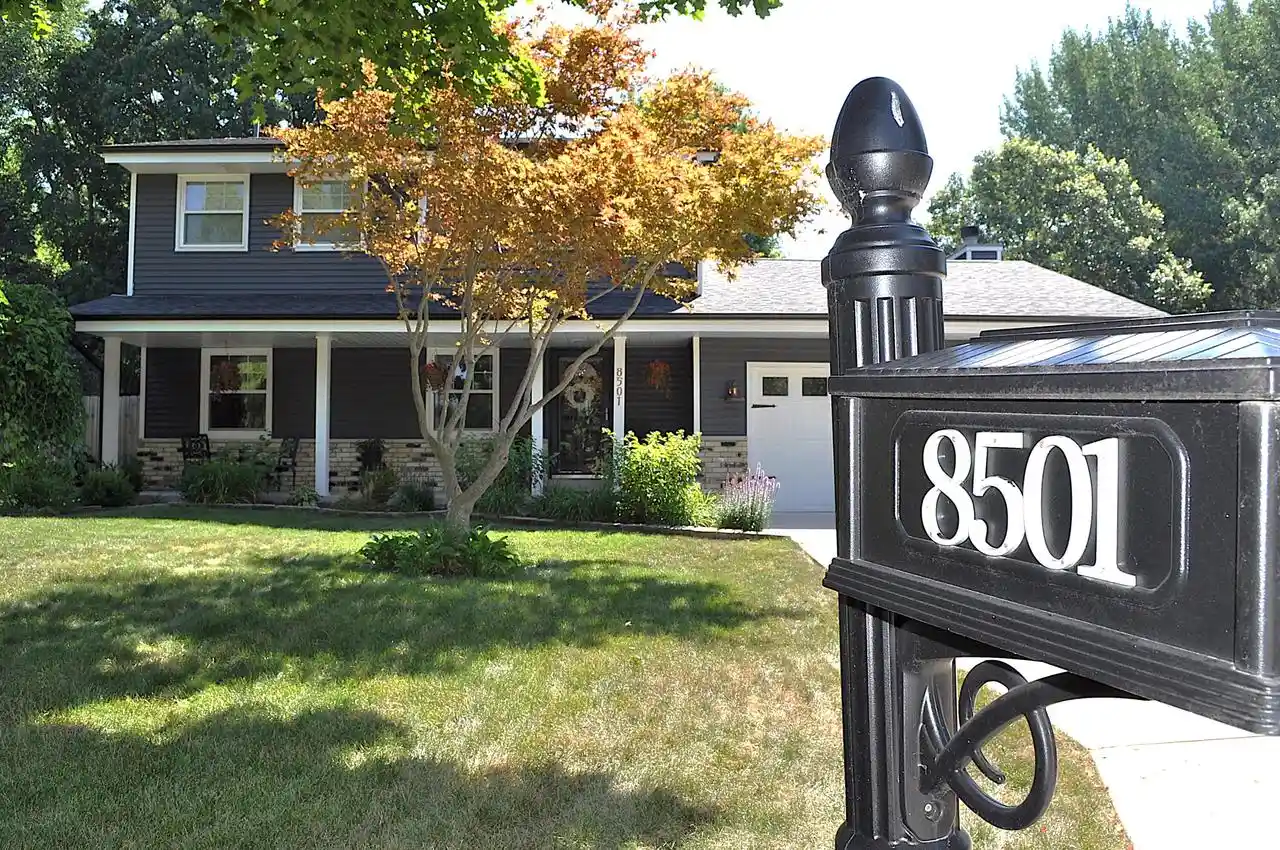 image of 8501 W Cascade Oaks Court Court, Franklin, WI 53132 | MLS# 1972121