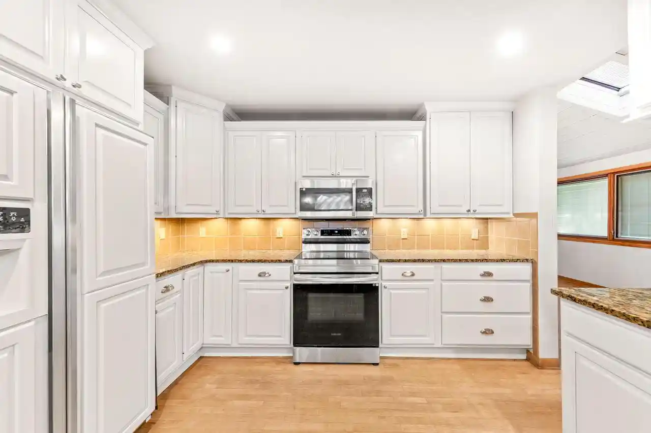 3rd image of 15685 Brojan Dr Dr, Elm Grove, WI 53122 | MLS# 1972119