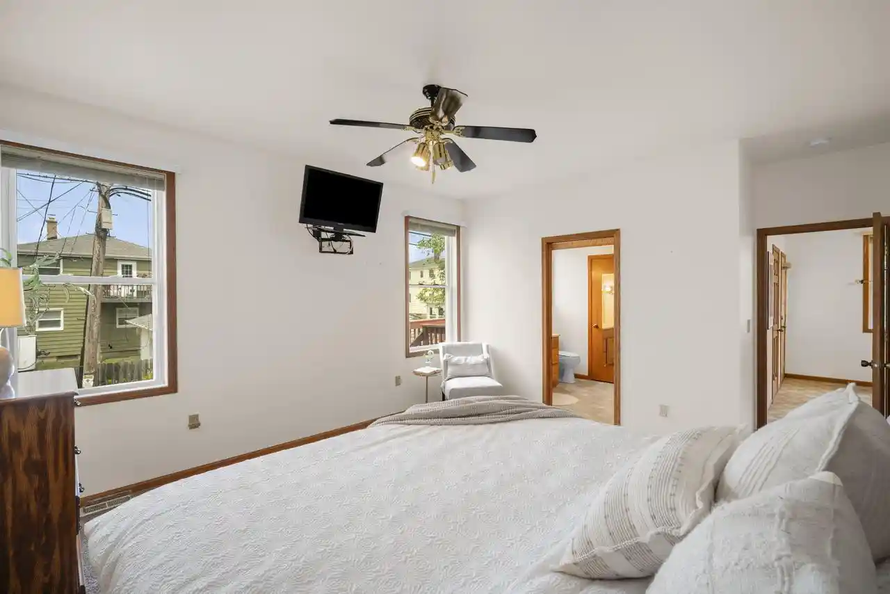 Photo 2 of Single family home for sale at 824 Columbia Avenue Avenue, South Milwaukee, WI 53172 | MLS# 1972120 | Listing updated on 2026-07-28