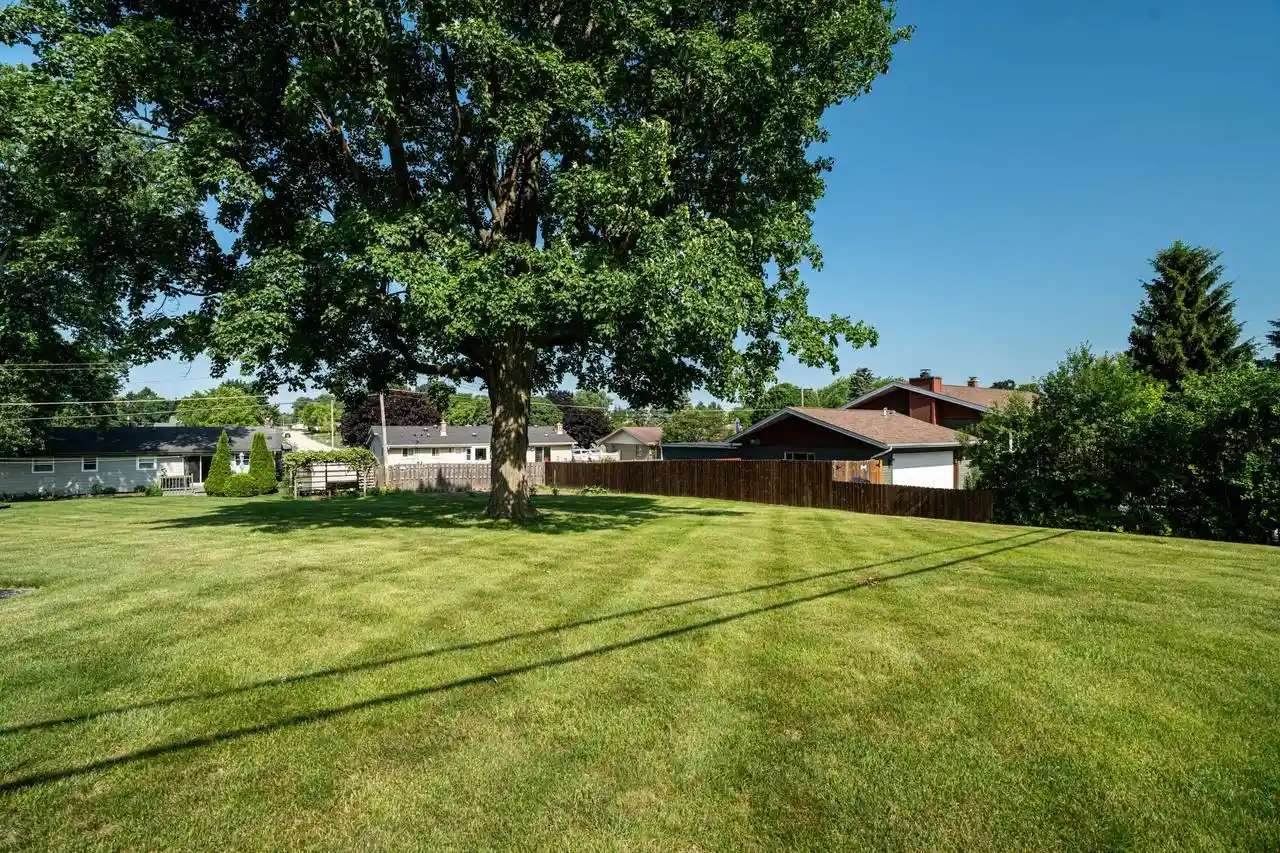 2nd image of 3616 N Newman Road Road #3618, Caledonia, WI 53406 | MLS# 1972129