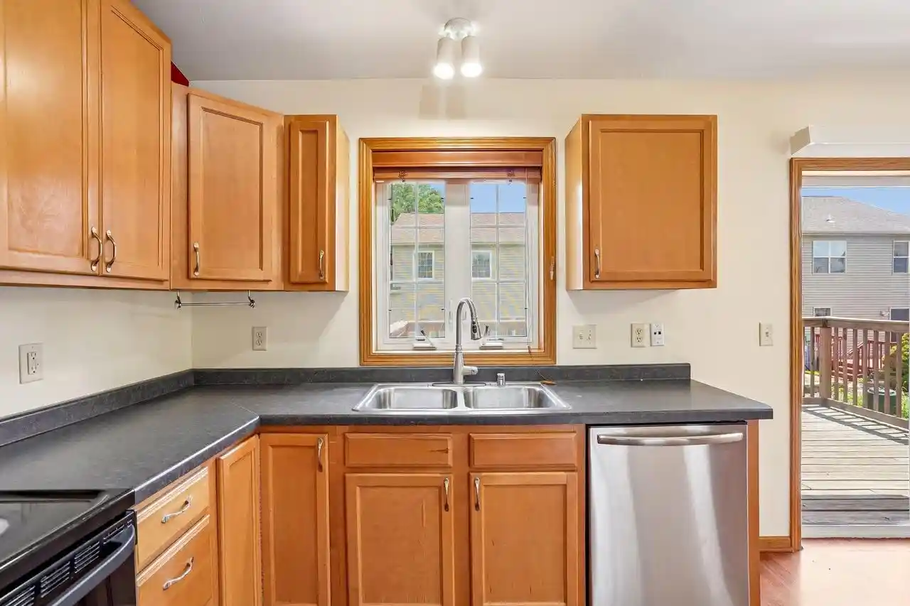 Photo 4 of Single family home for sale at 2421 Renaissance Dr Dr, Fitchburg, WI 53711 | MLS# 2028307 | Listing updated on 2026-09-17