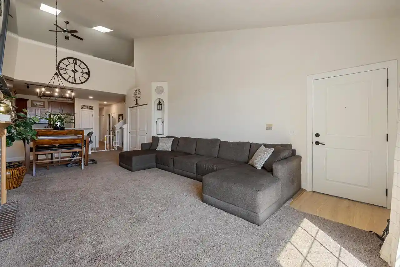 2nd image of W206n16753 Blackberry Cir Cir, Jackson, WI 53037