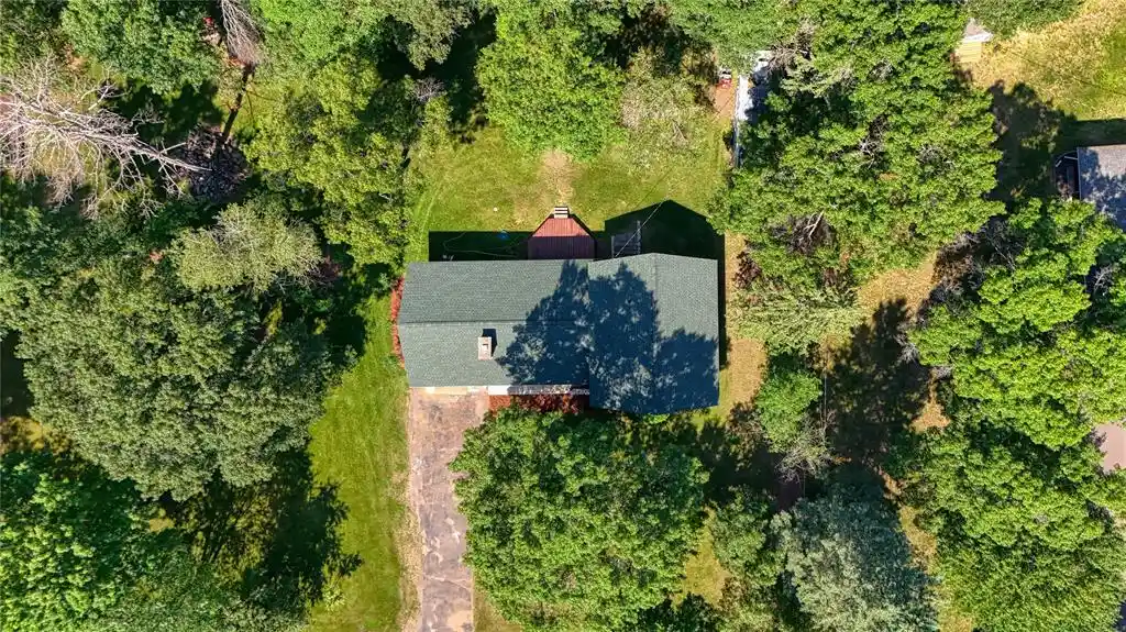 4th image of 10721 Pinecrest Dr Dr, Hayward, WI 54843 | MLS# 1603275