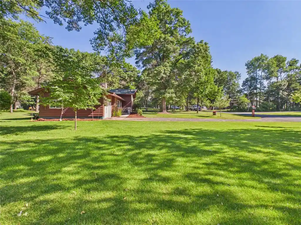 5th image of 10721 Pinecrest Dr Dr, Hayward, WI 54843 | MLS# 1603275