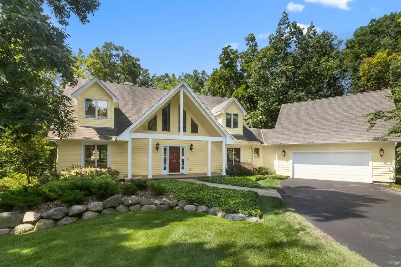 Photo 1 of Condo for sale at 1236 Walker Cup Way Way #4-14, Lake Geneva, WI 53147 | MLS# 1972146 | Listing updated on 2026-09-22