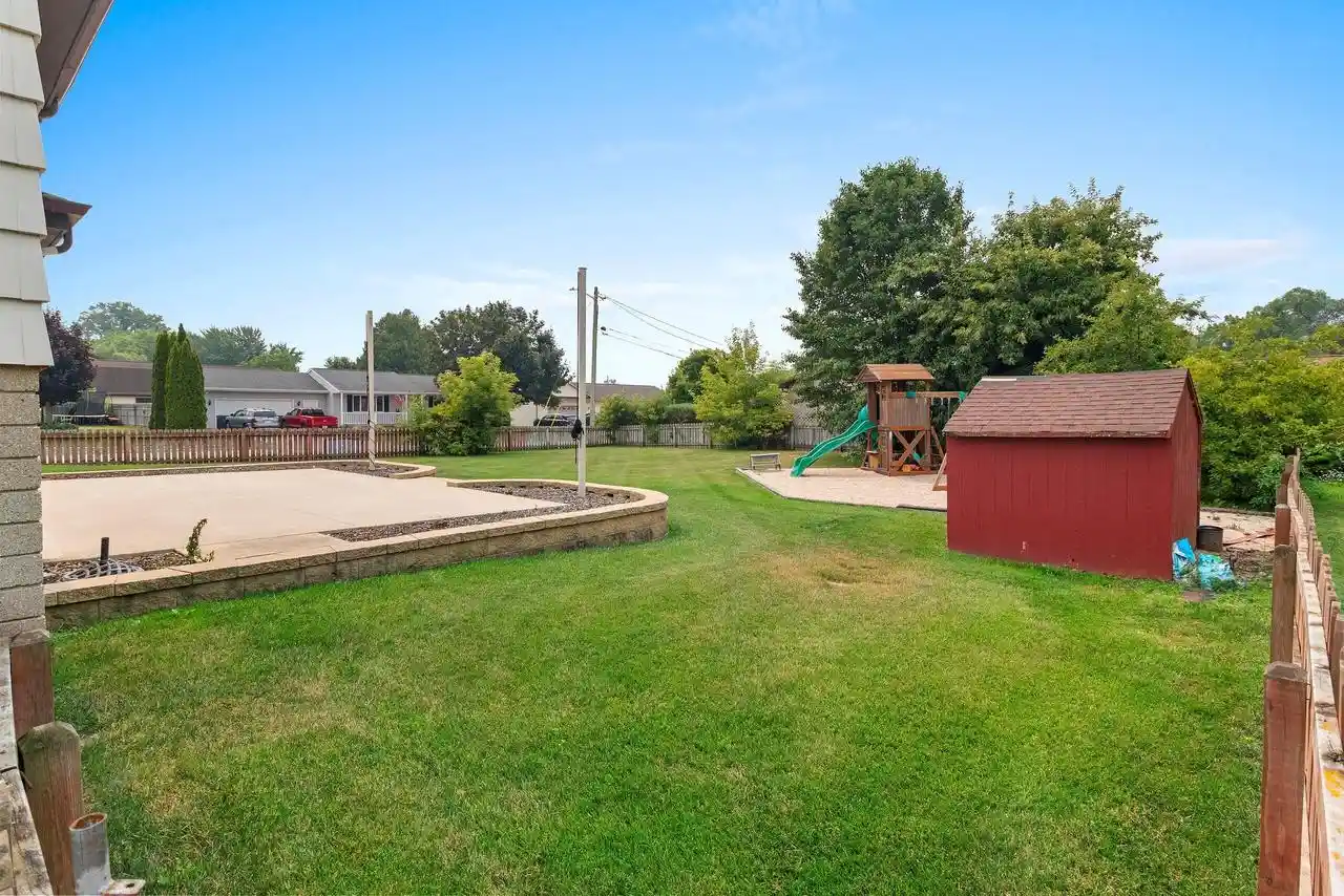 3rd image of 2502 Herman Road Road, Manitowoc, WI 54220 | MLS# 1972144