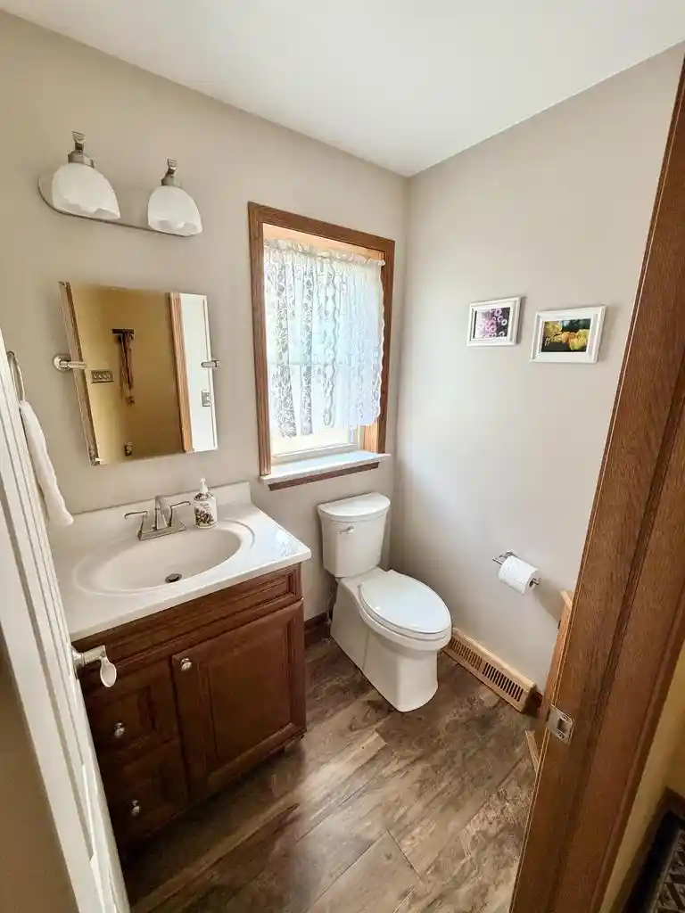 26th image of N164w20980 Glen Brooke Dr Dr, Jackson, WI 53037 | MLS# 1972150