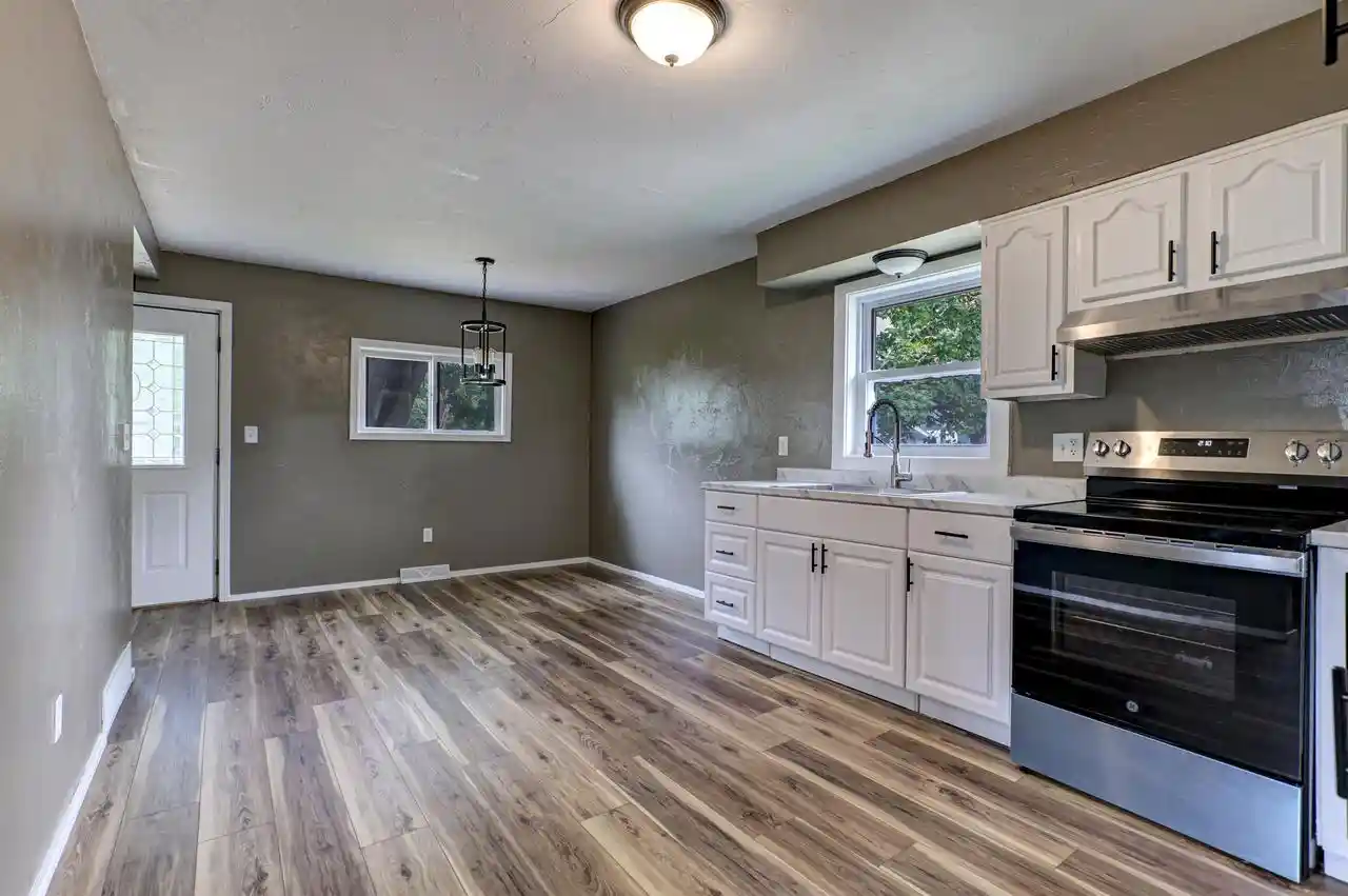 Photo 3 of Single family home for sale at N4810 County Road B, New London, WI 54961 | MLS# 50329324 | Listing updated on 2026-09-14