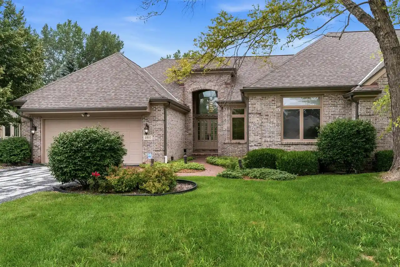 1st image of 2810 W Golf Circle Circle, Mequon, WI 53092 | MLS# 1972157