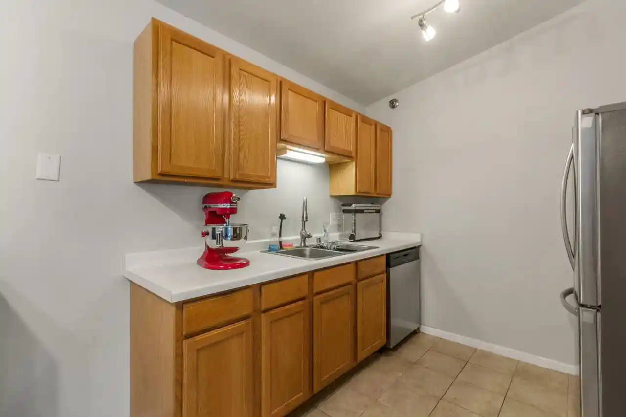 3rd image of 8581 Lexington Pl Pl #4, Pleasant Prairie, WI 53158 | MLS# 1972162