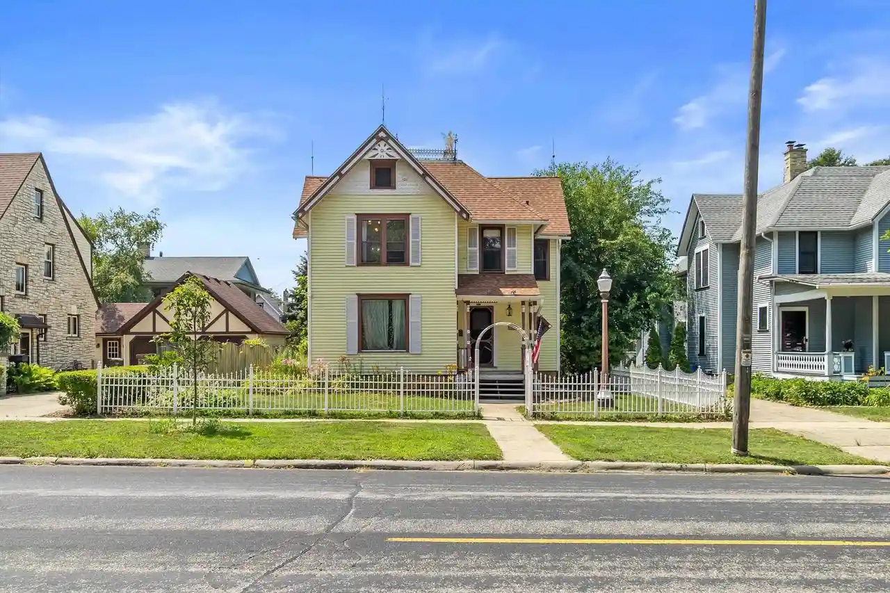 1st image of 408 S Main Street Street, Fort Atkinson, WI 53538 | MLS# 2028334