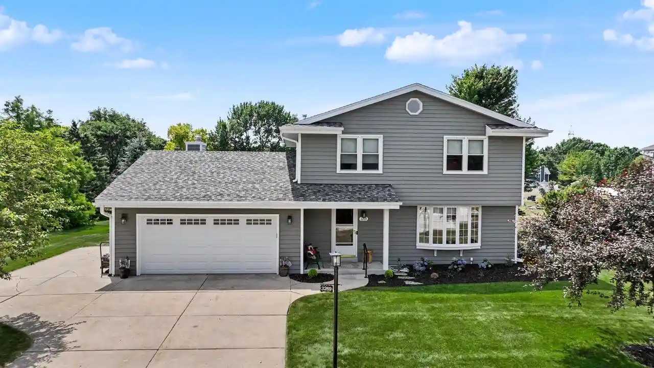 1st image of 3269 E Carollton Dr Dr, Oak Creek, WI 53154 | MLS# 1972169