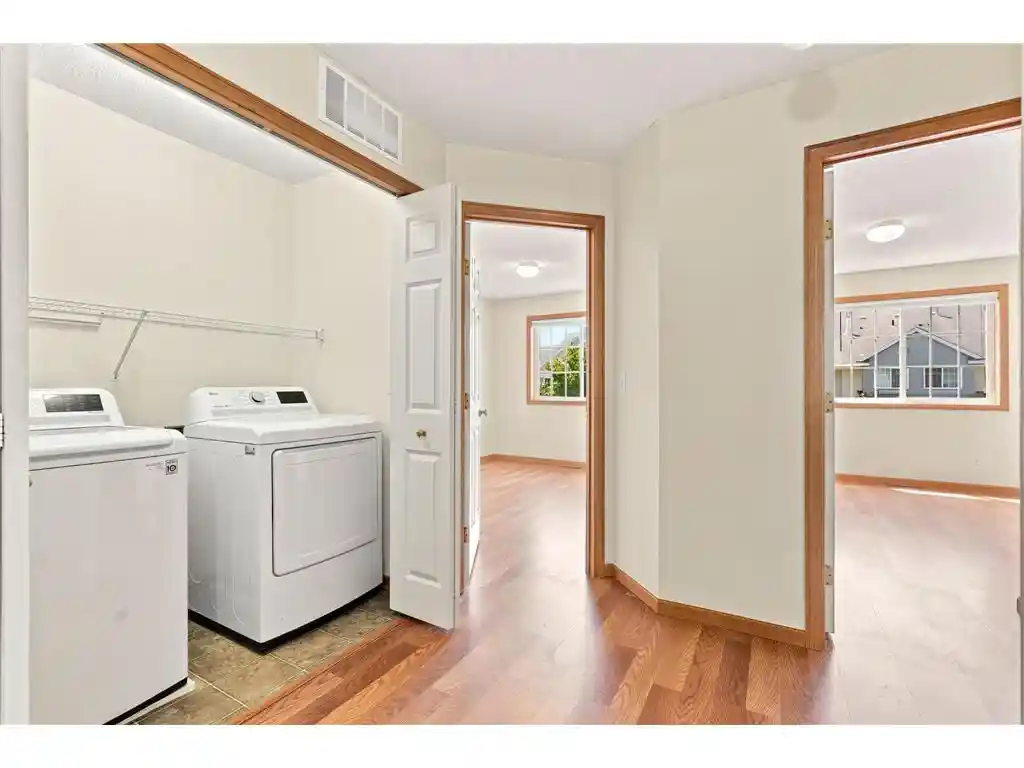 4th image of 3560 Sterling Heights Dr Dr #B, River Falls, WI 54022 | MLS# 7111407