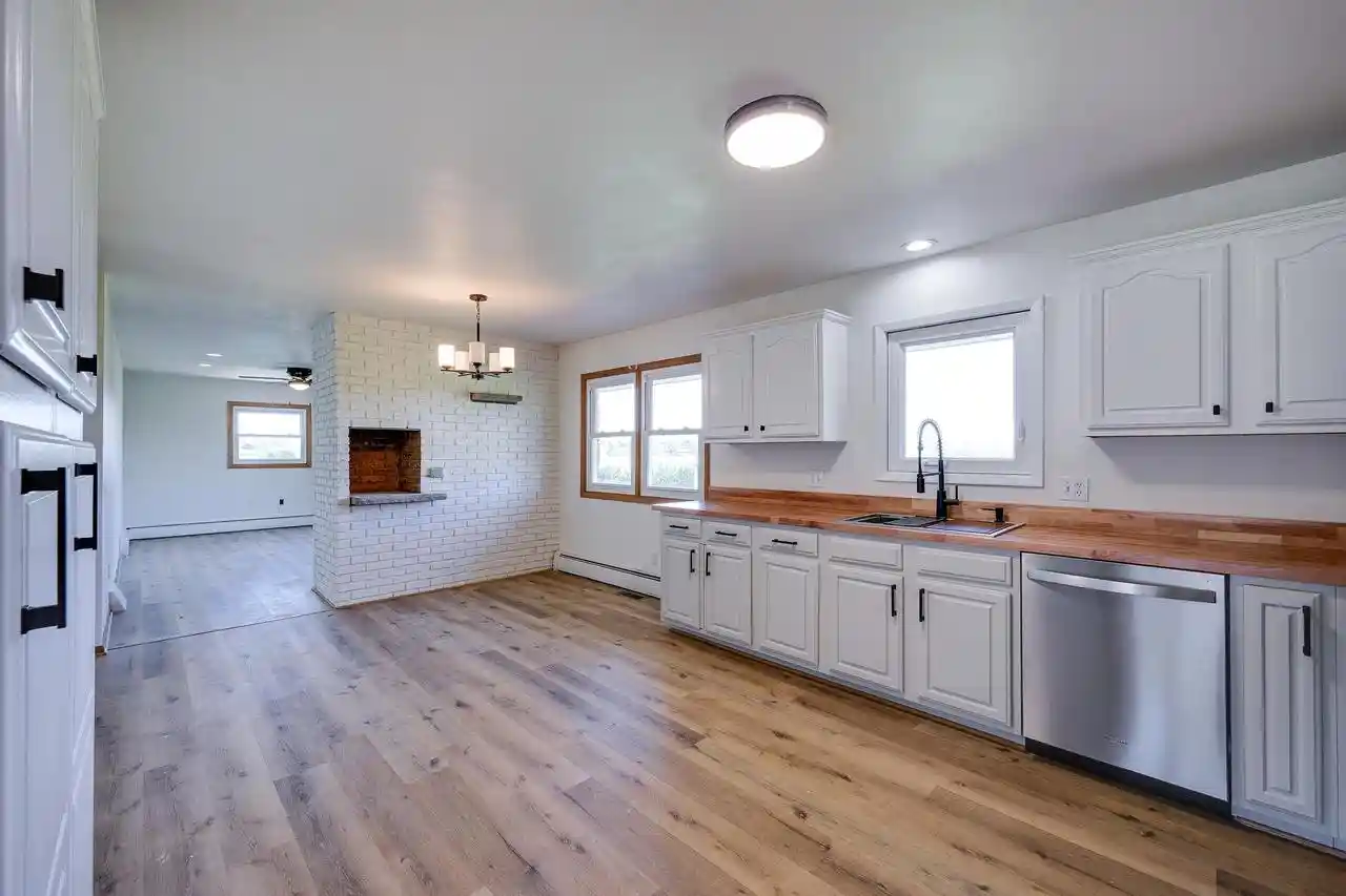 2nd image of 1008 Hwy 138, Stoughton, WI 53589 | MLS# 2028331