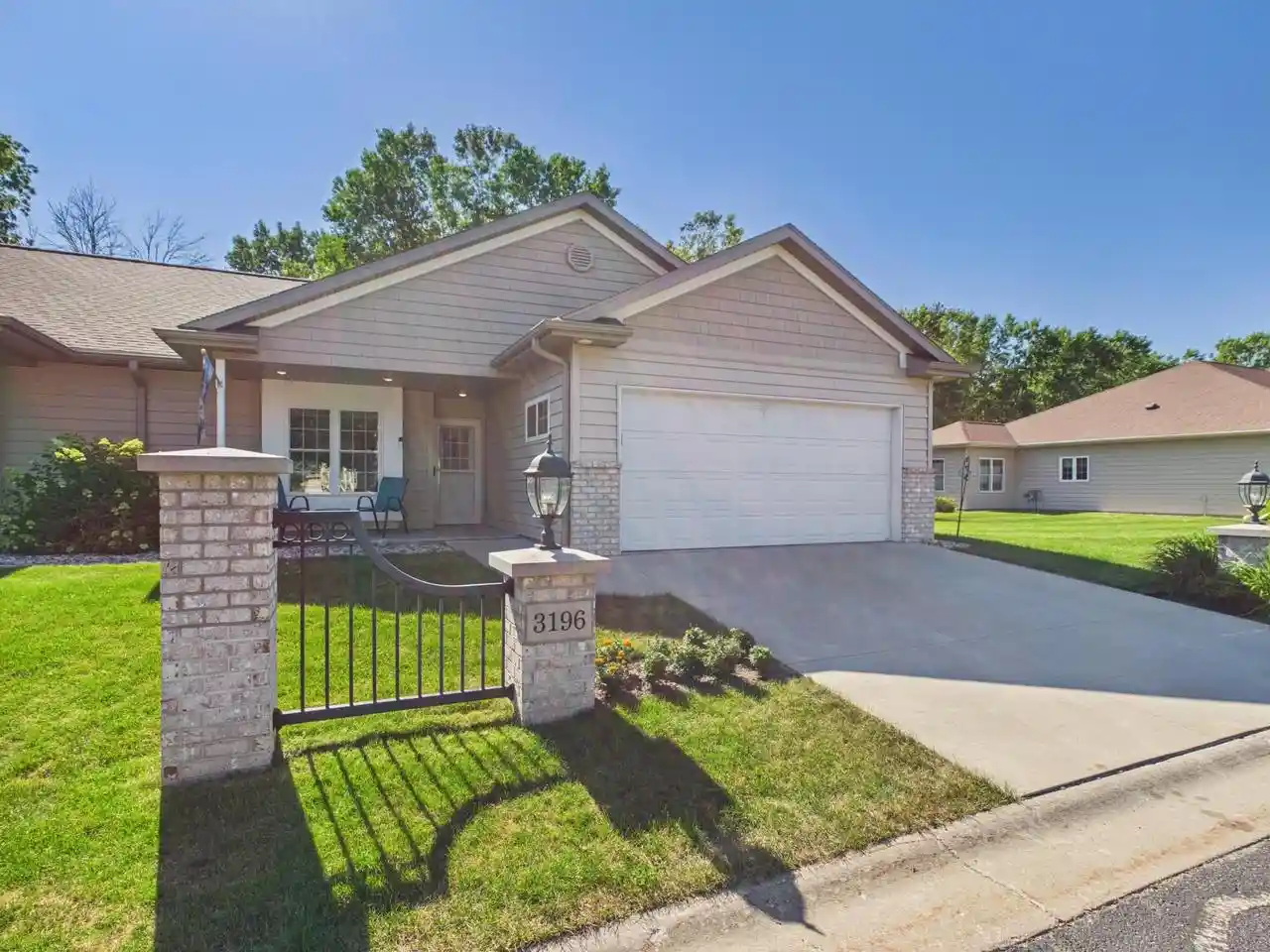 1st image of 3196 W Ryegrass Dr Dr, Appleton, WI 54913 | MLS# 50329311