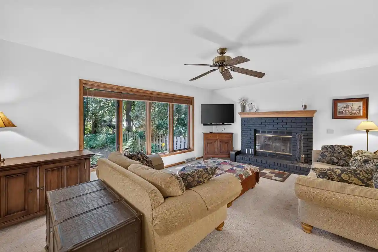 2nd image of 873 Peregrine Circle Circle, Oregon, WI 53575 | MLS# 2028336