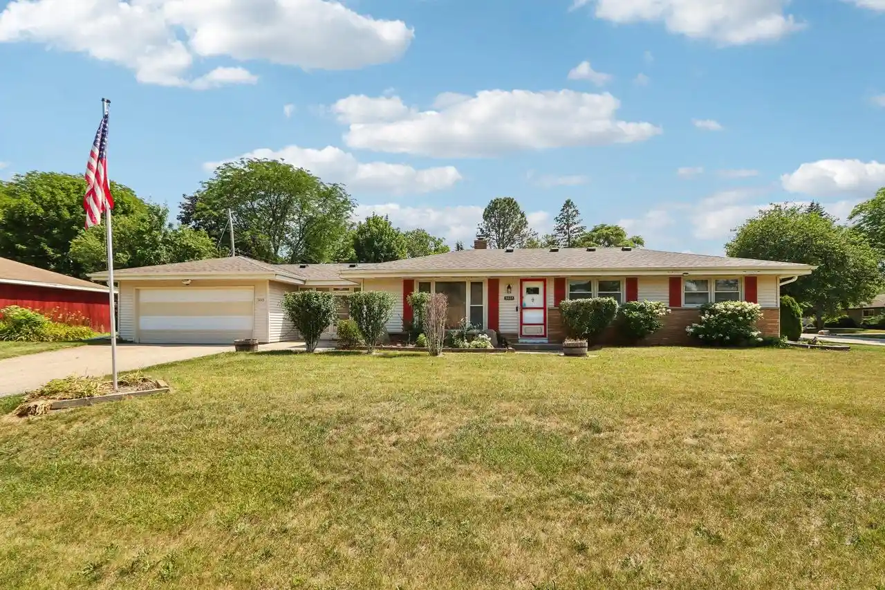 Homes for sale in Brown Deer, WI | 5665 W Range Avenue Avenue, Brown Deer, WI 53223 | MLS# 1972192