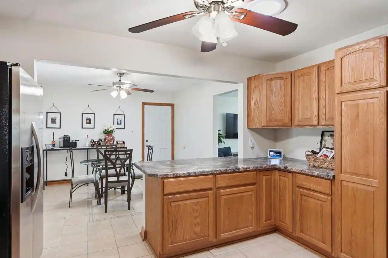 5th image of N52W15412 El Rio Dr Dr, Menomonee Falls, WI 53051 | MLS# 1972194