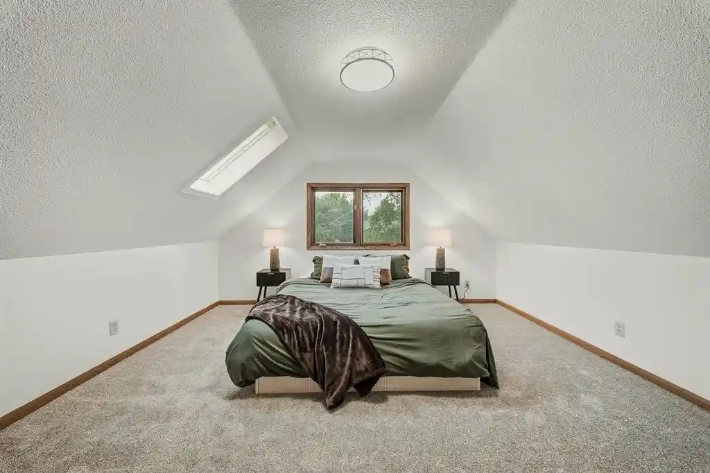 Photo 4 of Single family home for sale at 1120 Bauer Avenue Avenue, Eau Claire, WI 54703 | MLS# 1603240 | Listing updated on 2026-10-07