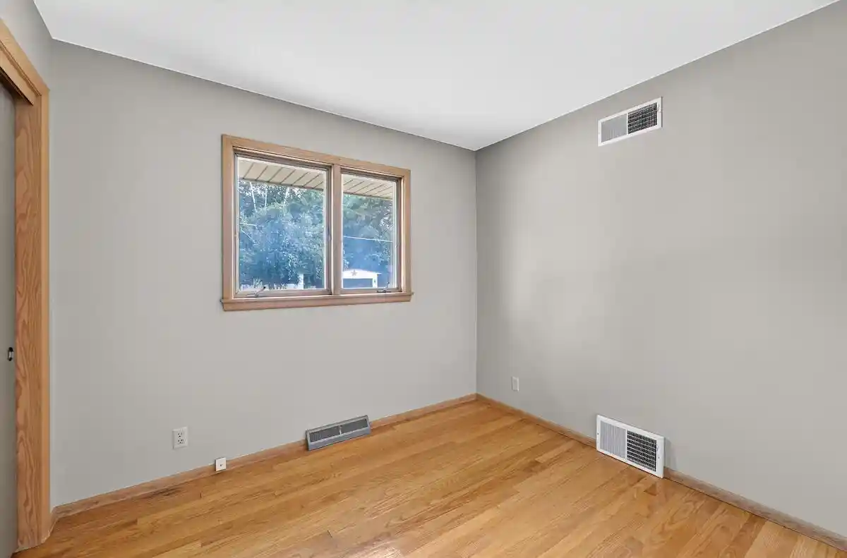 Photo 2 of Single family home for sale at 1217 Fariway Dr Dr, Racine, WI 53405 | MLS# 1972198 | Listing updated on 2026-09-07