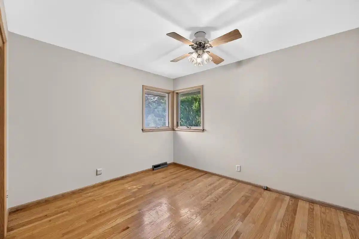 Photo 3 of Single family home for sale at 1217 Fariway Dr Dr, Racine, WI 53405 | MLS# 1972198 | Listing updated on 2026-09-07