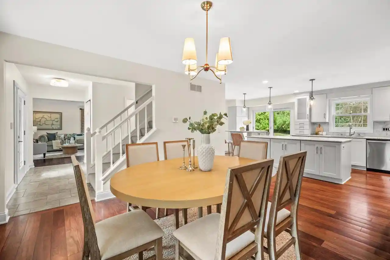 4th image of 11912 N Lantern Lane Lane, Mequon, WI 53092 | MLS# 1972202