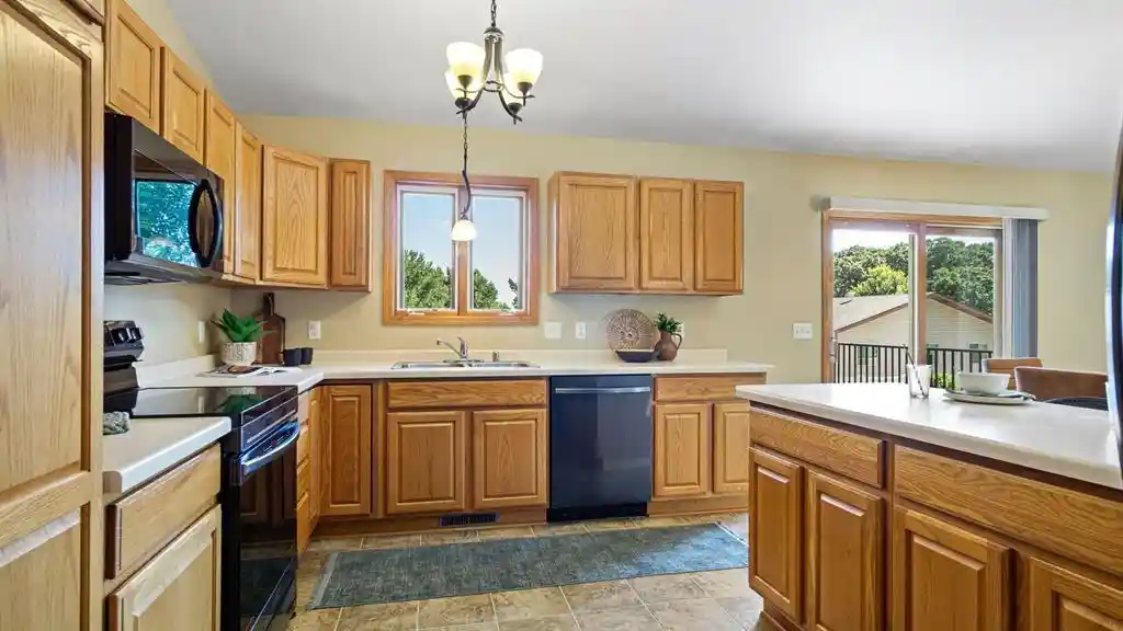 3rd image of 1811 Mitscher Avenue Avenue, Eau Claire, WI 54701 | MLS# 1603238
