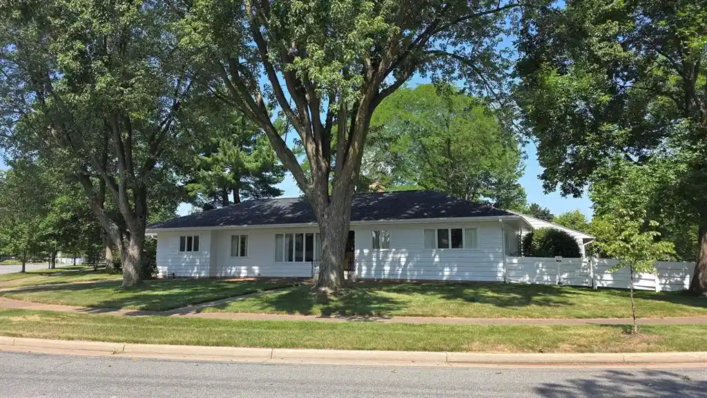 Photo 1 of Sale Pending at 404 W Macarthur Avenue, Eau Claire, WI 54701 | MLS# 1603291 | Listing updated on 2026-07-28