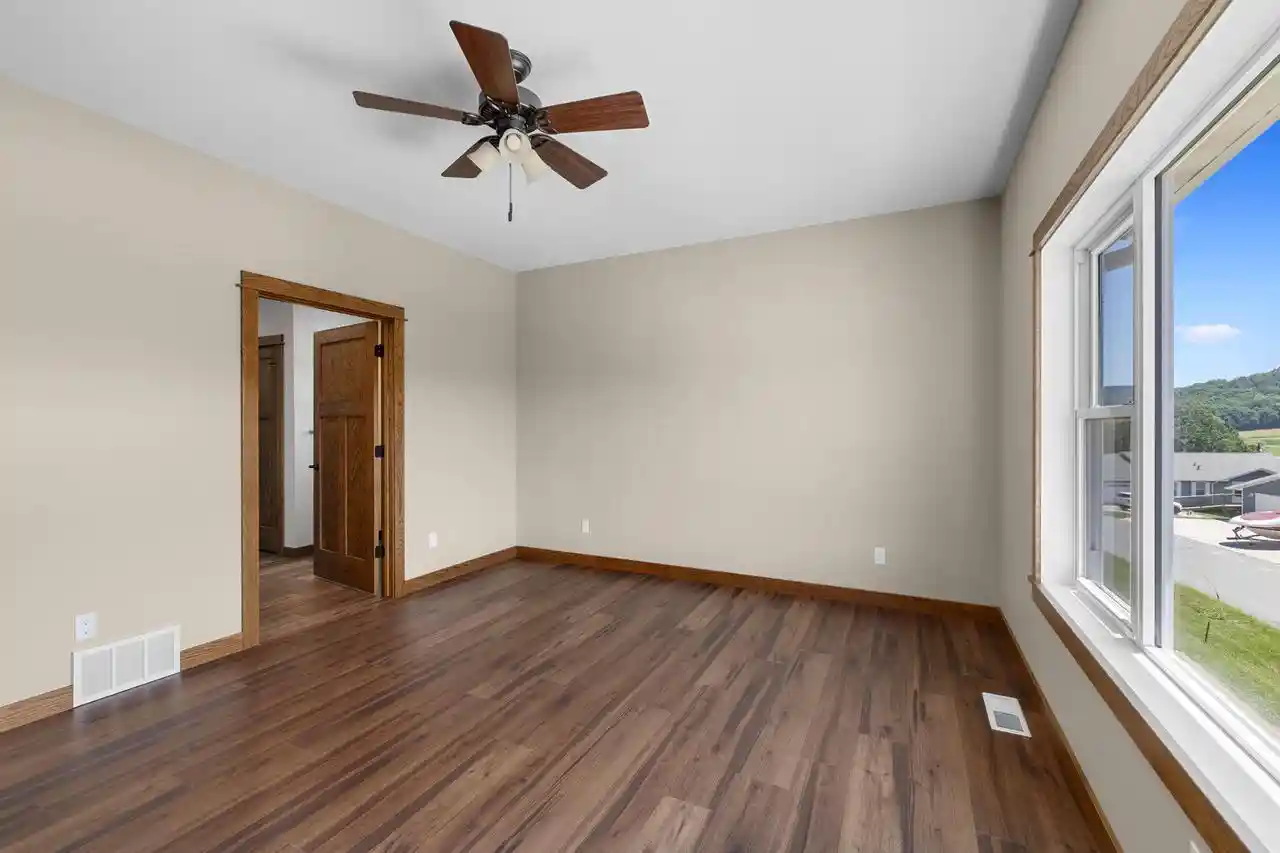 4th image of 407 Mccormick Pl Pl, Chaseburg, WI 54621 | MLS# 1972201