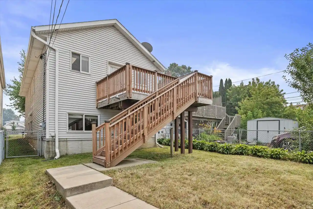 35th image of 3750 E Barnard Avenue Avenue, Cudahy, WI 53110 | MLS# 1972210