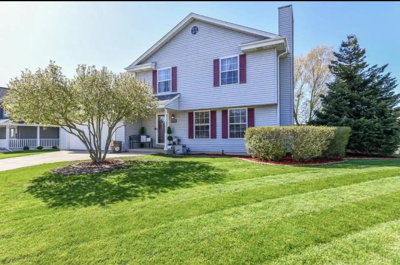 Single family home for sale at 8609 Fox Haven Chase Street Street, Sturtevant, WI 53177 | MLS# 1972230