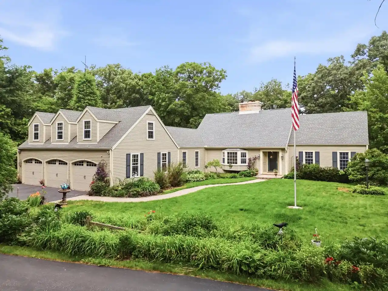 Photo 1 of Single family home for sale at N6641 Woodfield Lane Lane, Lake Mills, WI 53551 | MLS# 1972237 | Listing updated on 2026-09-25