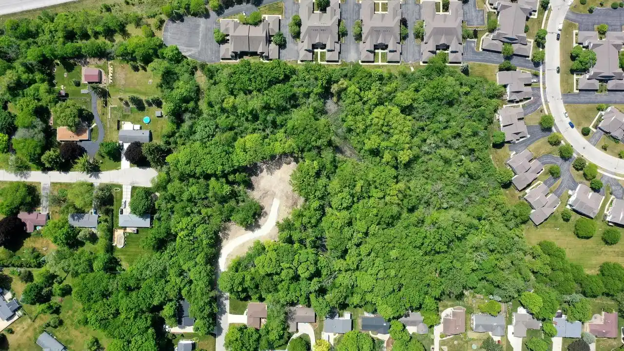 1st image of 14729 W Mayflower Dr Dr, New Berlin, WI 53151 | MLS# 1972246