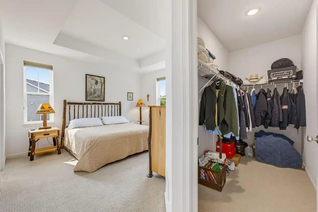 4th image of 1594 Meadowview Court Court, Whitewater, WI 53190 | MLS# 1972231