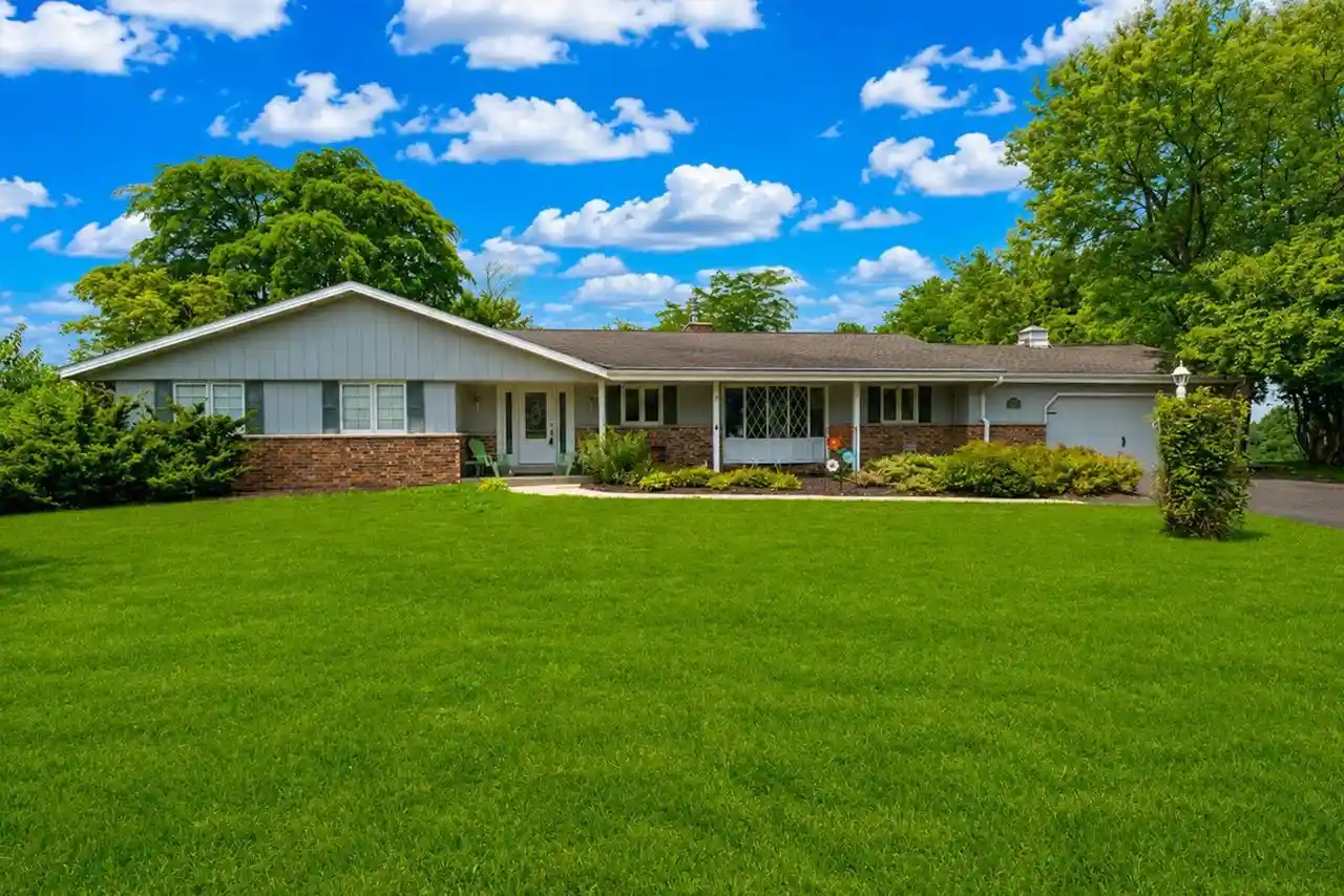 1st image of W212n10497 Parkland Circle Circle, Colgate, WI 53017 | MLS# 1972248