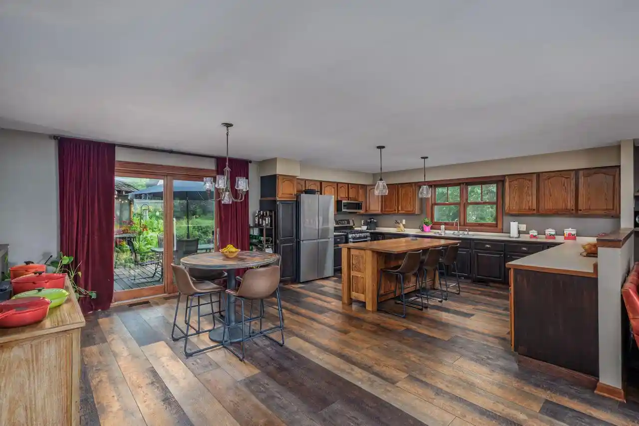 2nd image of 24320 77th Street Street, Salem, WI 53168 | MLS# 1972244
