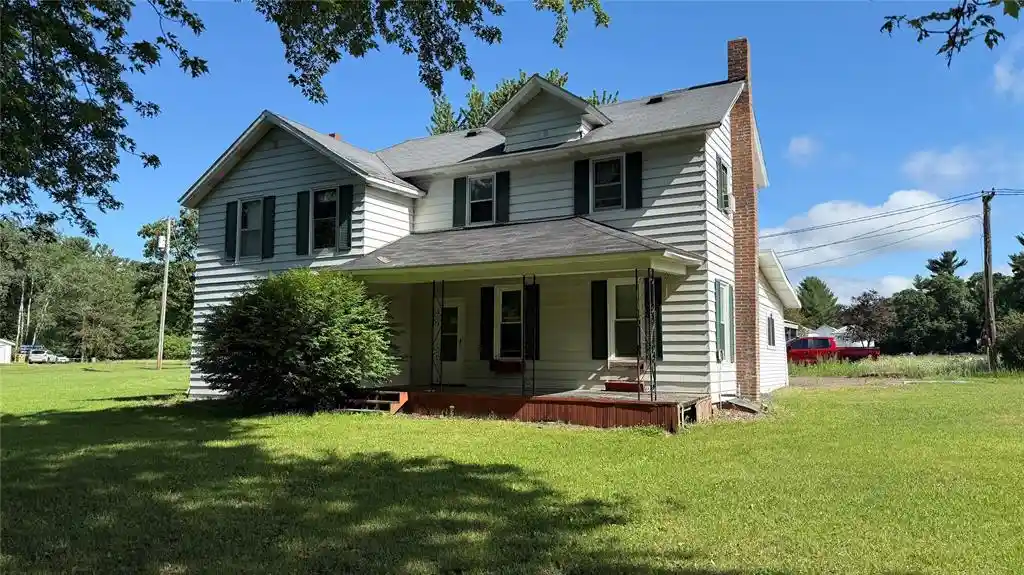 1st image of 12528 102nd Avenue Avenue, Chippewa Falls, WI 54729 | MLS# 1602371