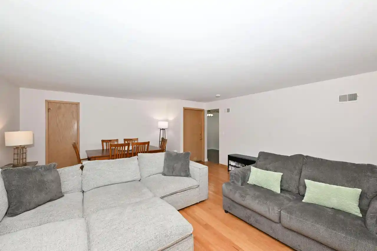 Listing Photo 4 - Condo for sale in building located at 1531 N 116th St St, Wauwatosa, WI 53226 - Unit #1533