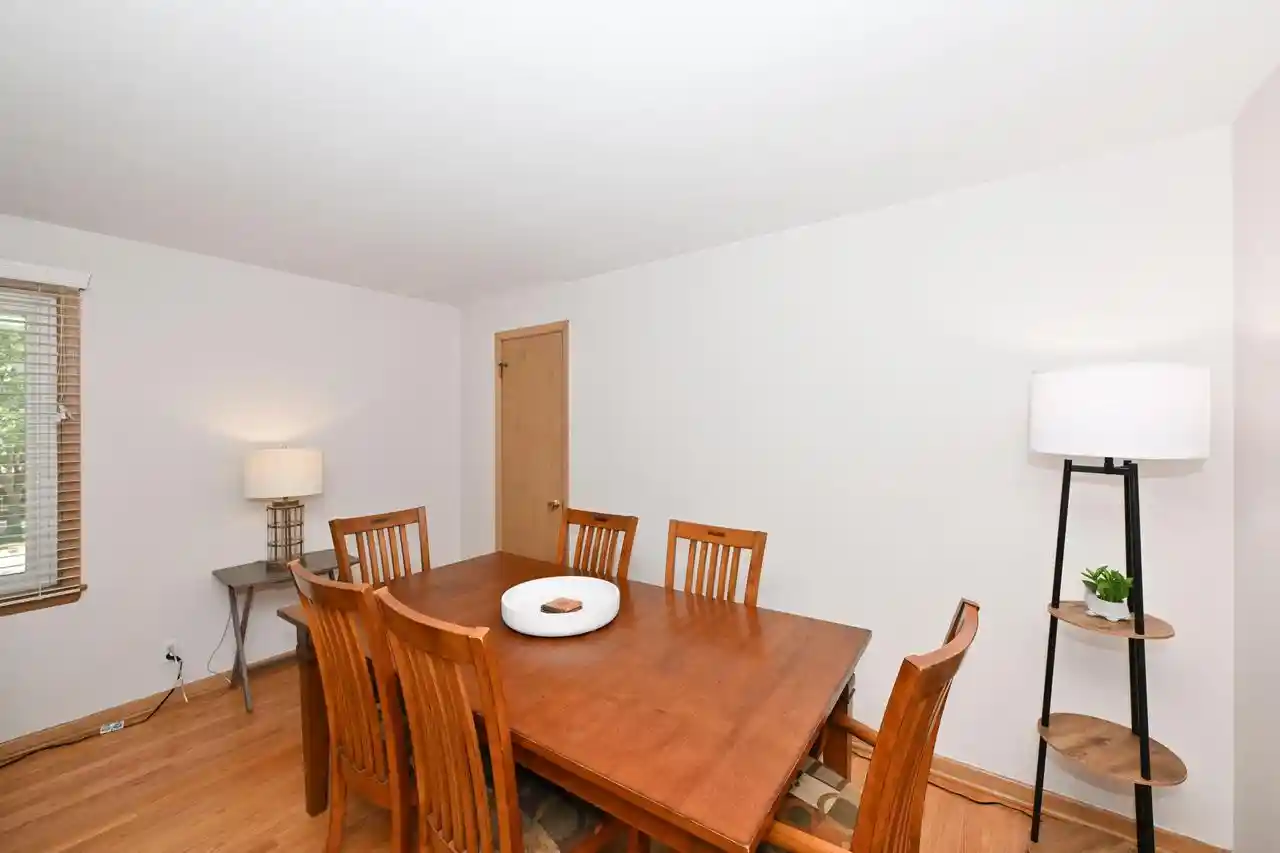 Listing Photo 5 - Condo for sale in building located at 1531 N 116th St St, Wauwatosa, WI 53226 - Unit #1533