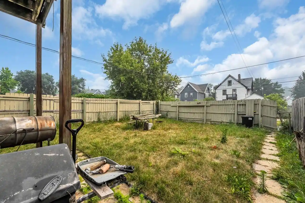 Photo 3 of Multi family home for sale at 3276 N 26Th Street Street, Milwaukee, WI 53206 | MLS# 1972254 | Listing updated on 2026-09-02