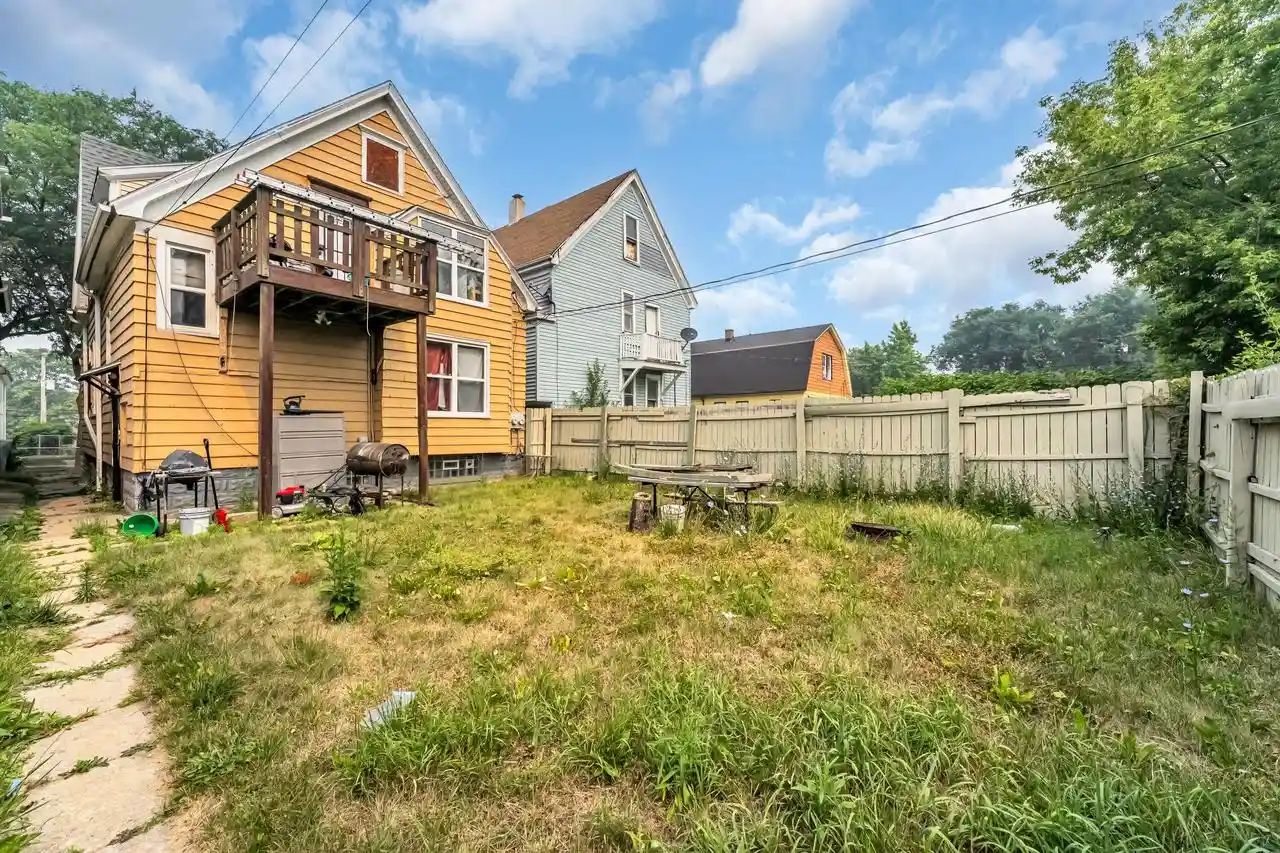 Photo 4 of Multi family home for sale at 3276 N 26Th Street Street, Milwaukee, WI 53206 | MLS# 1972254 | Listing updated on 2026-09-02
