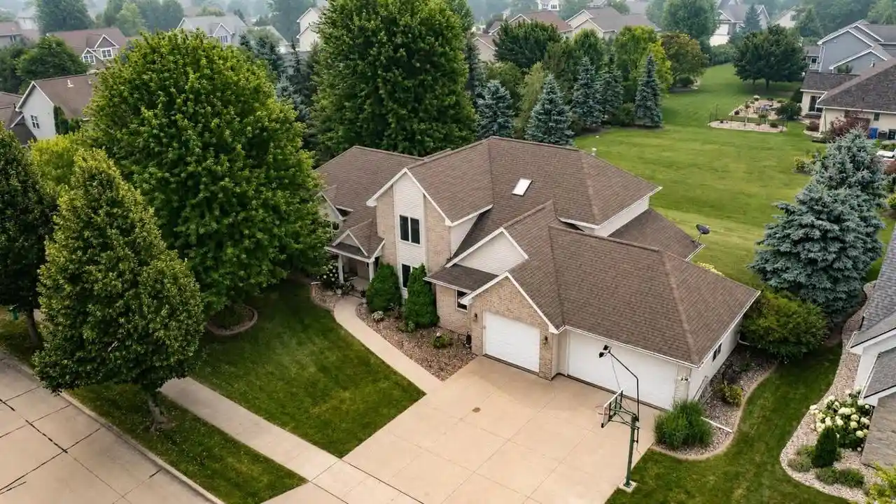 1st image of 2703 E Corridor Dr Dr, Appleton, WI 54913 | MLS# 50329360