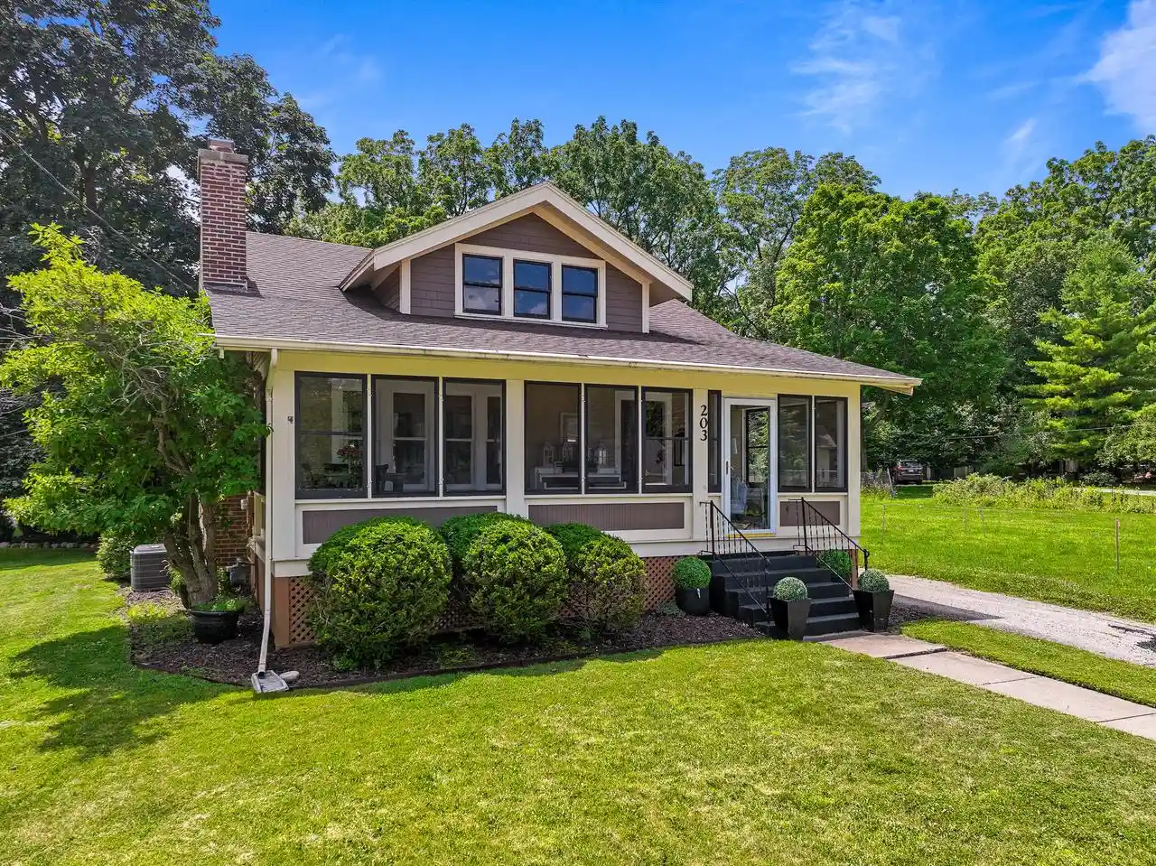 Homes for sale in Williams Bay, WI | 203 W Geneva Street Street, Williams Bay, WI 53191 | MLS# 1972257