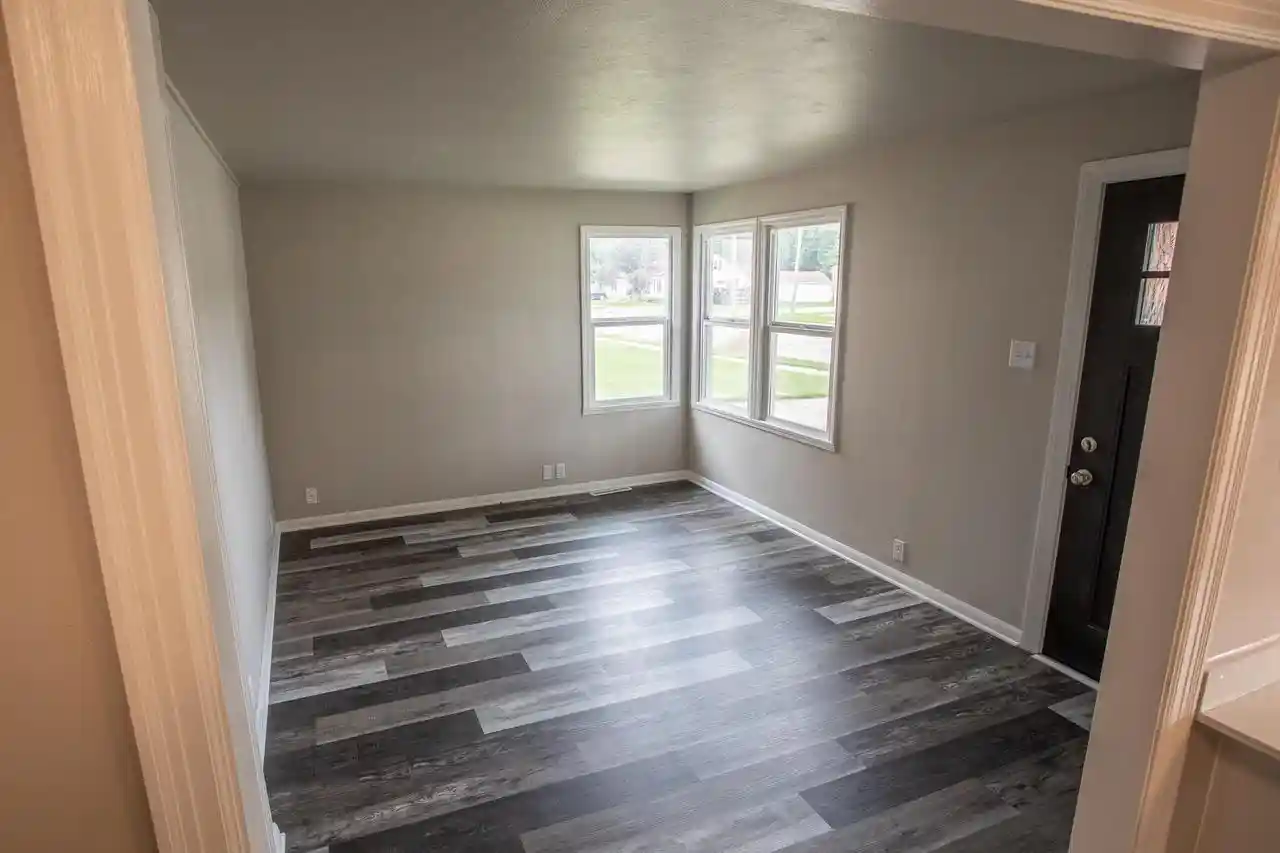 Photo 3 of Single family home for sale at 1500 14Th Avenue Avenue, Green Bay, WI 54304 | MLS# 50329306 | Listing updated on 2026-08-27