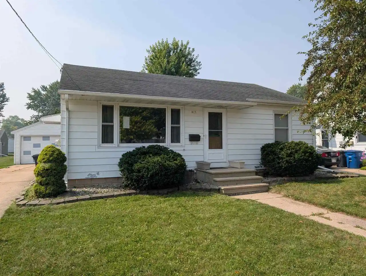 1st image of 415 W 19th Avenue Avenue, Oshkosh, WI 54902 | MLS# 50329372