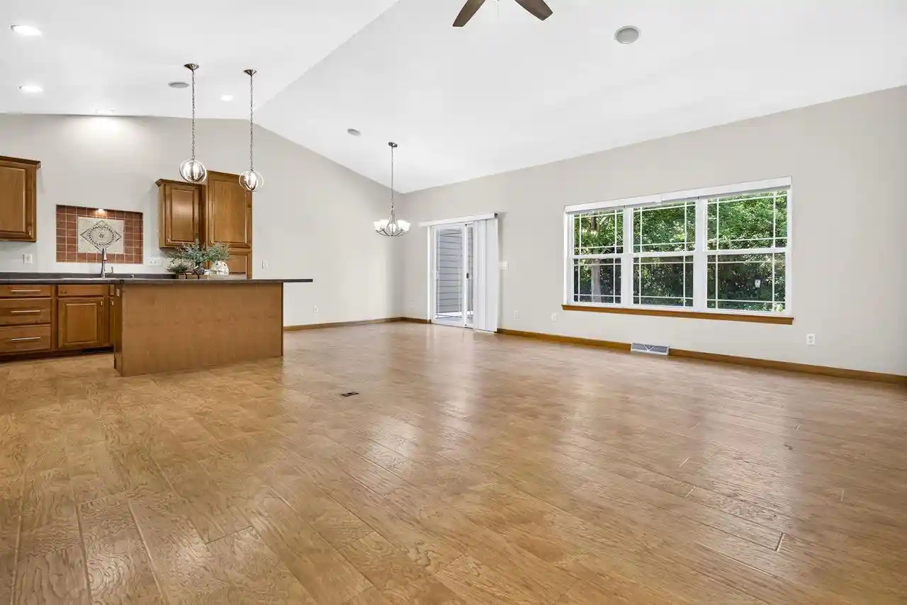5th image of 1717 Oak Hollow Lane Lane, Neenah, WI 54956 | MLS# 50329351
