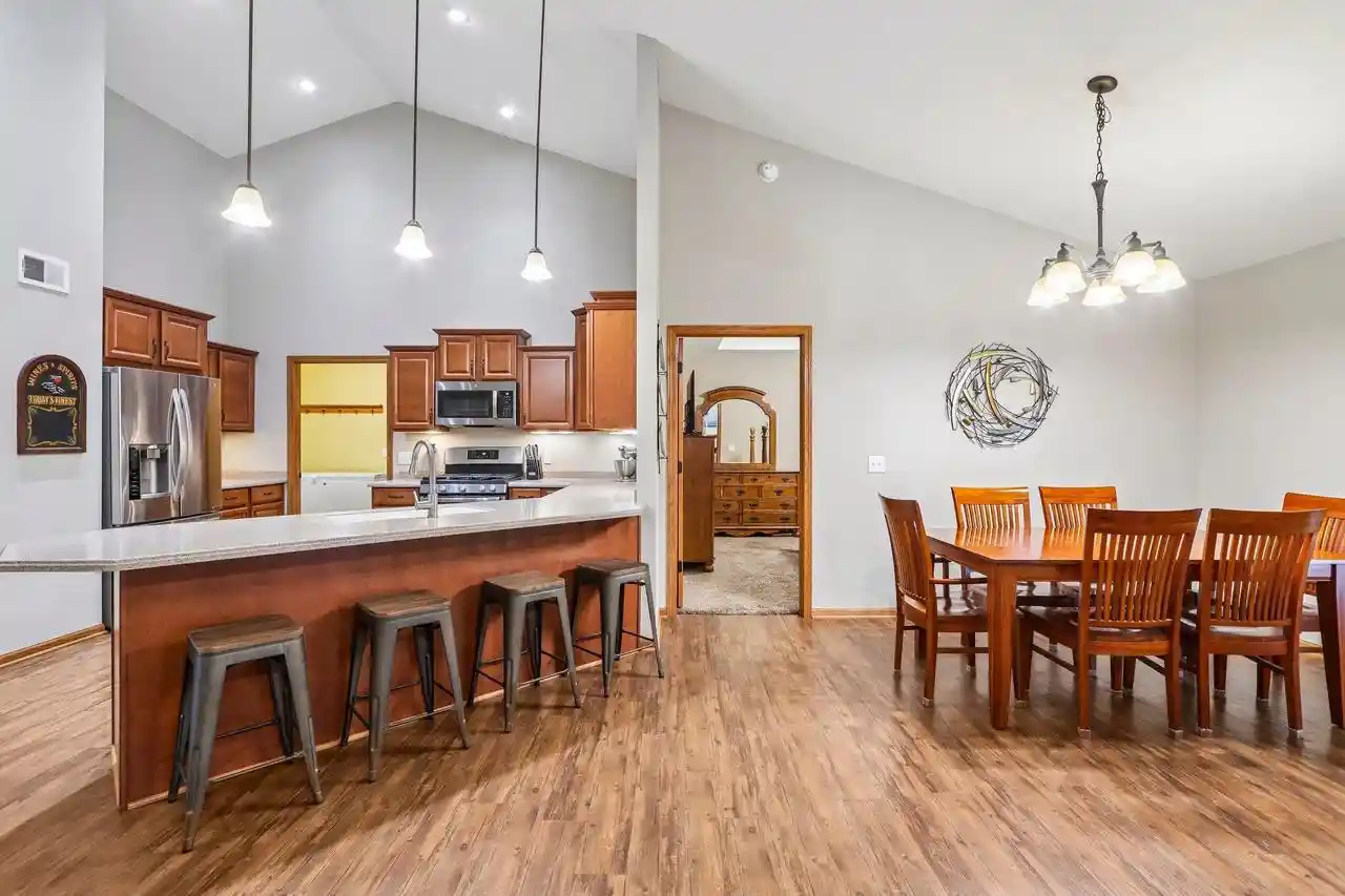 2nd image of 6398 Everest Dr Dr, Madison, WI 53719 | MLS# 2028366