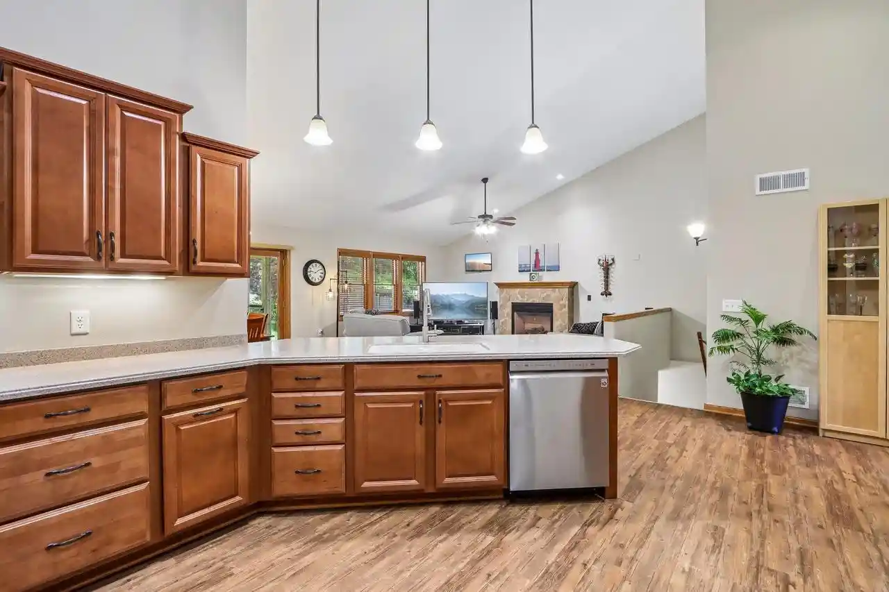 5th image of 6398 Everest Dr Dr, Madison, WI 53719 | MLS# 2028366