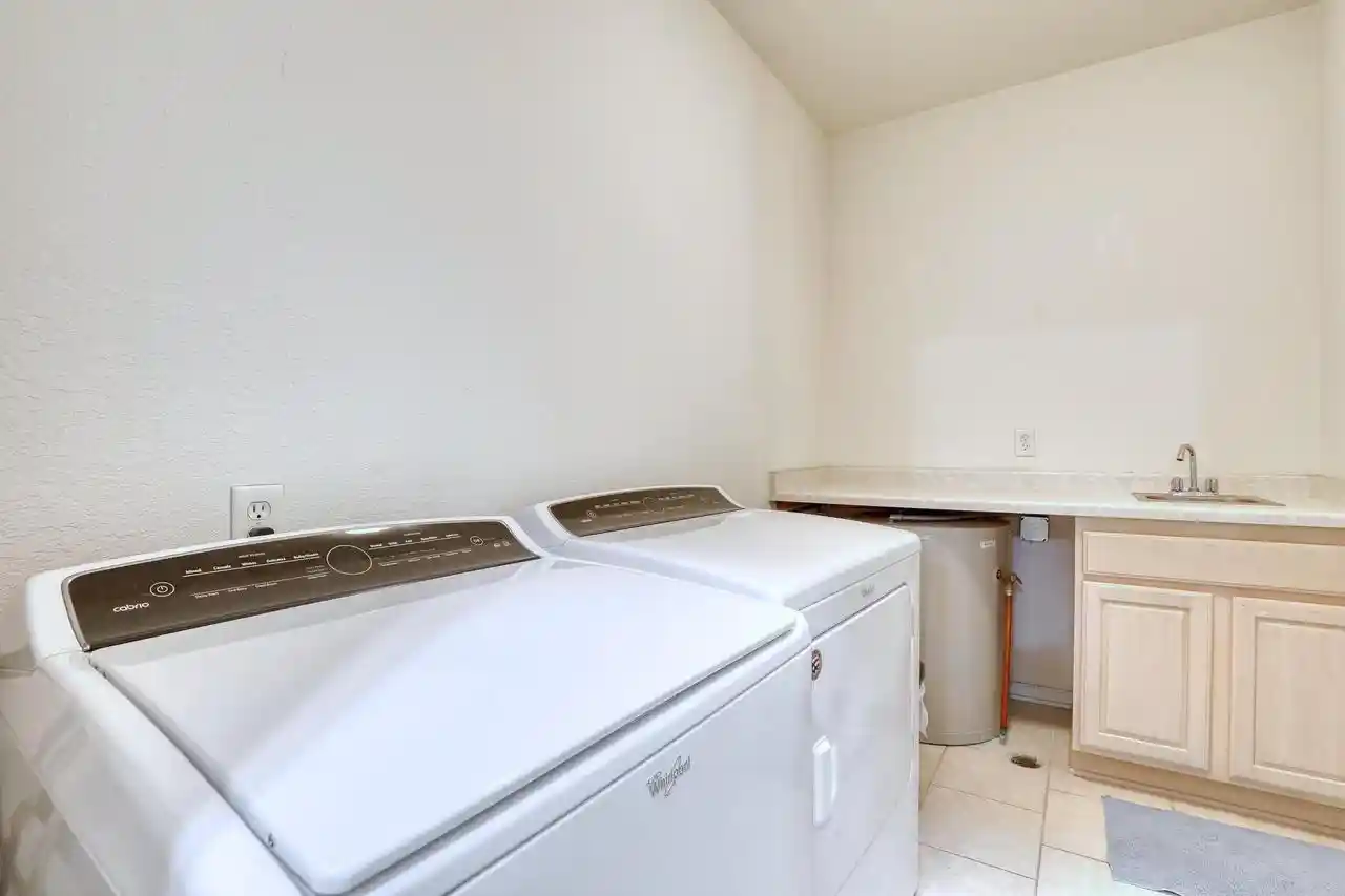 4th image of 13060 W Bluemound Rd Rd, Elm Grove, WI 53122
